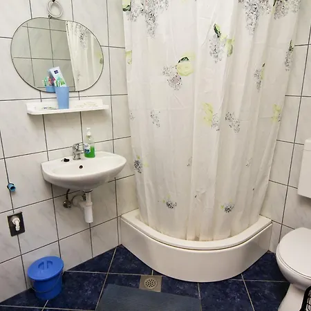 Apartment Robinson Apollon *